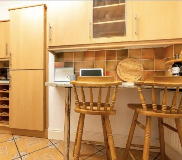 Shelley'S Seaside Stay Porthcawl Exterior foto